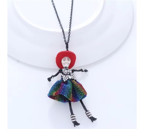 Kette mit Puppenanhänger Halloween – Ein echter Blickfang! Rot Kette mit Puppenanhänger Halloween – Ein echter Blickfang! Rot