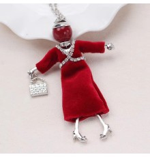 Kette mit Puppenanhänger Vinatage Kleid– Ein echter Blickfang!  Rot