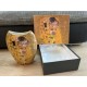 Vase Gustav Klimt  'Der Kuss' – Edle Keramikvase in Geschenkbox